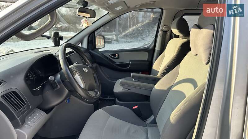 Минивэн Hyundai H-1 2012 в Лубнах