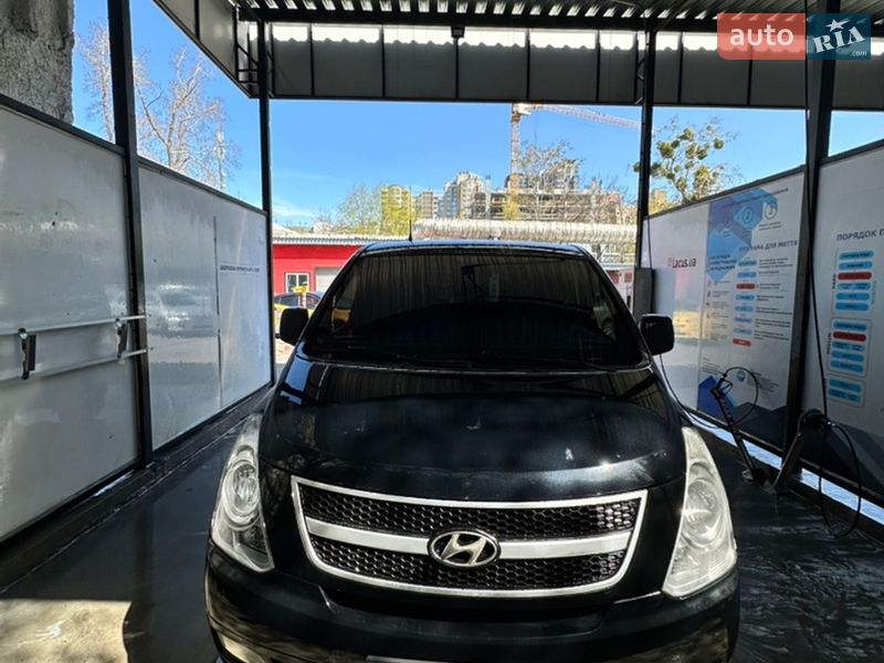 Hyundai H-1 2008