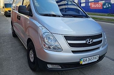 Мінівен Hyundai H-1 2008 в Києві