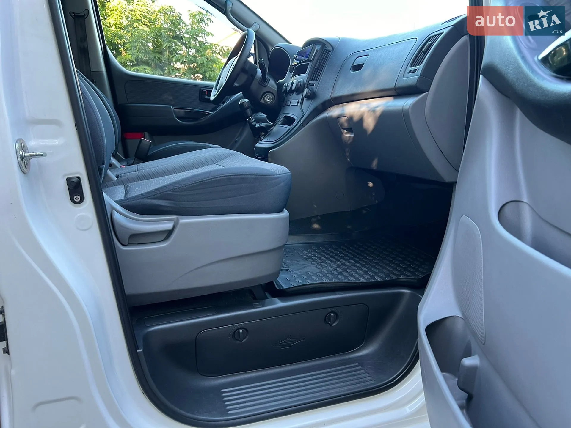 2012 Hyundai Starex (H-1) - мініатюра 43