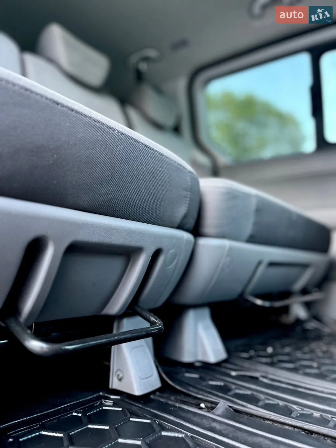 Hyundai H-1 2012 VIN KMHWH81JACU430940 фото оголошення 23 з 25
