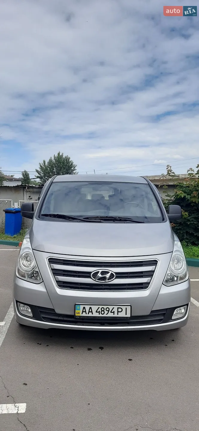 Hyundai H-1 2013