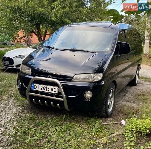 Hyundai H-1