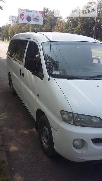 Грузопассажирский фургон Hyundai H 200 1999 в Луцке