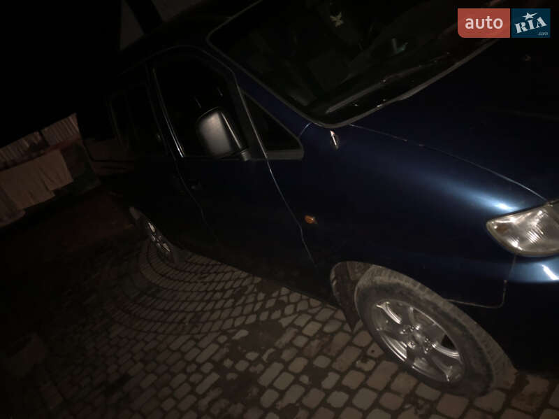 Минивэн Hyundai H 200 1998 в Жовкве