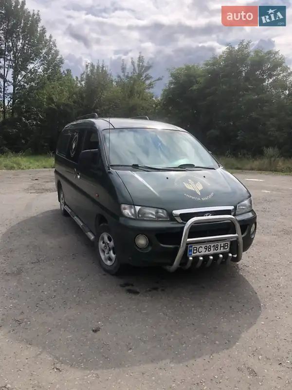 Hyundai H 200 2000