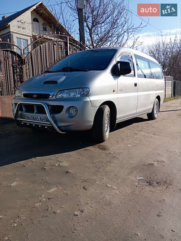 Мінівен Hyundai H 200 2003 в Захарівці