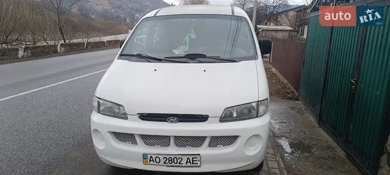 Hyundai H 200