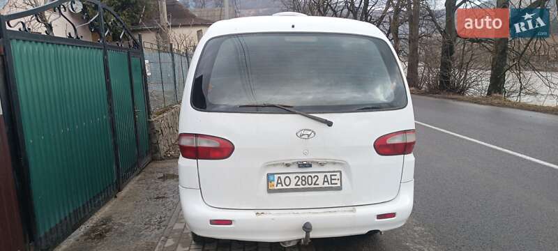 Мінівен Hyundai H 200 1999 в Рахові