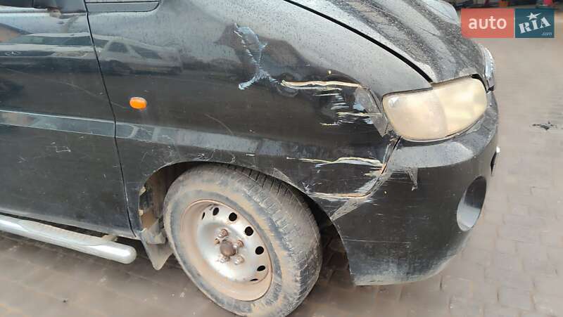 Мінівен Hyundai H 200 2004 в Коломиї
