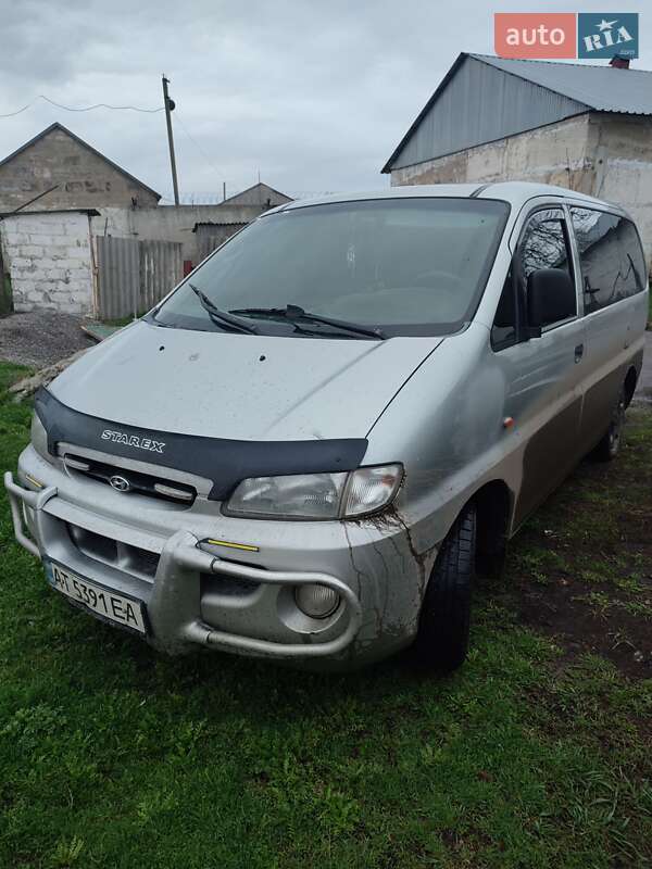 Hyundai H 200 1998