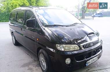 Минивэн Hyundai H 200 2004 в 