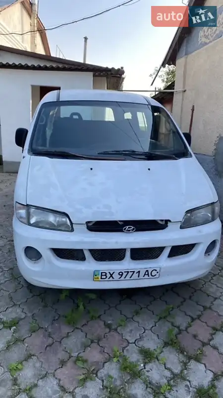 Hyundai H 200