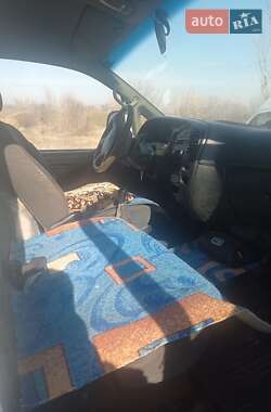 Грузовой фургон Hyundai H 200 1998 в 