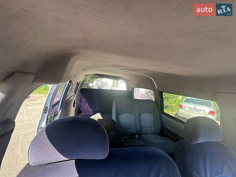 Минивэн Hyundai H 200 1998 в Тростянце