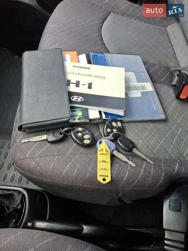 Грузовой фургон Hyundai H 200 2006 в Пятихатках документ
