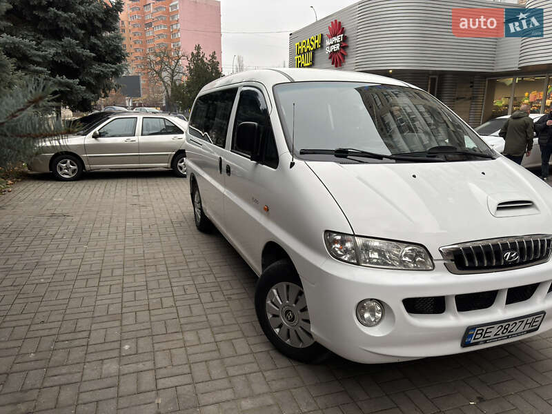 Hyundai H 200 2005