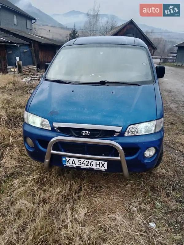 Hyundai H 200 2001