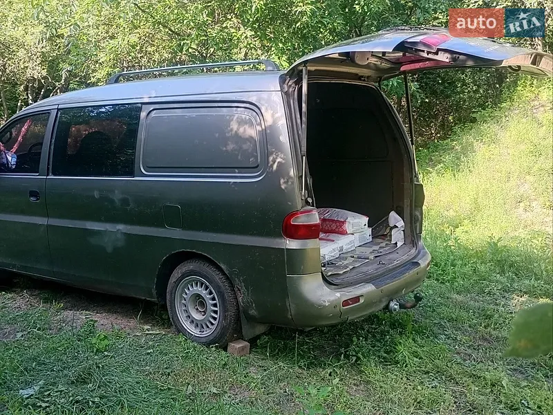 Hyundai H 200