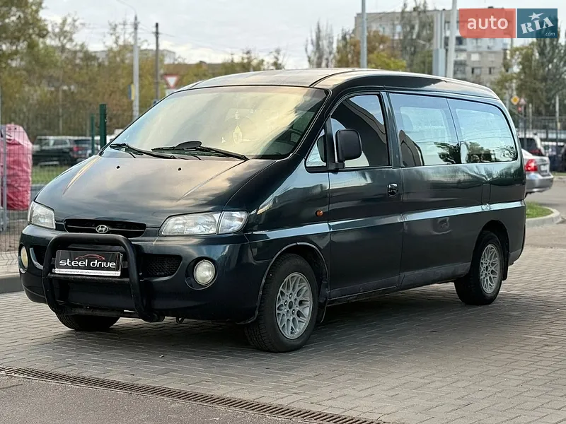 Hyundai H 200