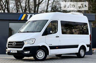 Микроавтобус Hyundai H 350 2015 в Одессе