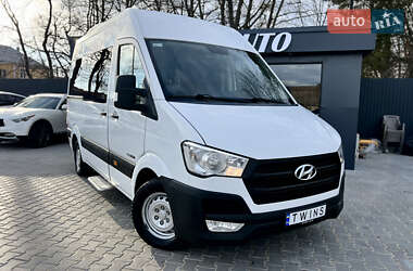 Мікроавтобус Hyundai H 350 2015 в Одесі