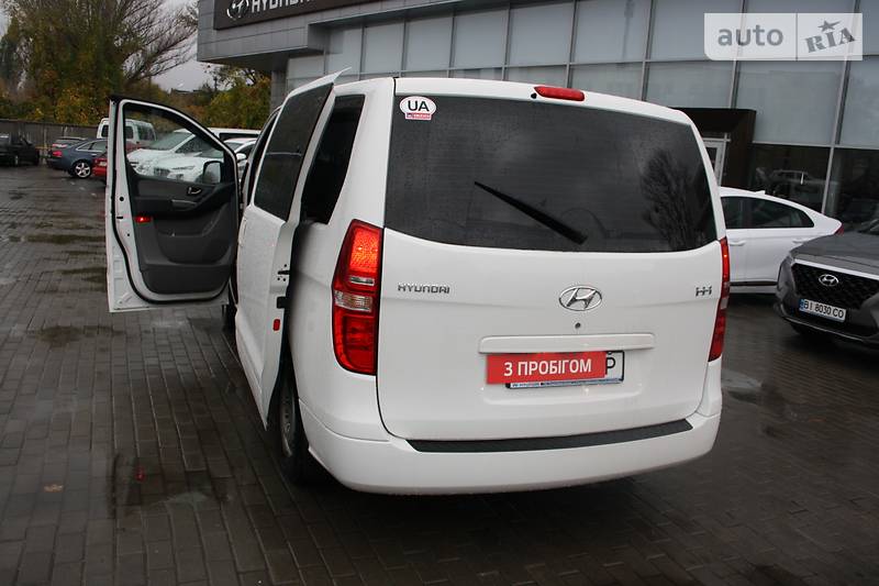 Hyundai H1 Ð¿Ð°ÑÑ.  2015