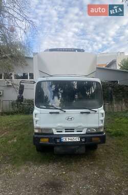 Вантажний фургон Hyundai HD 210 2011 в Чернівцях