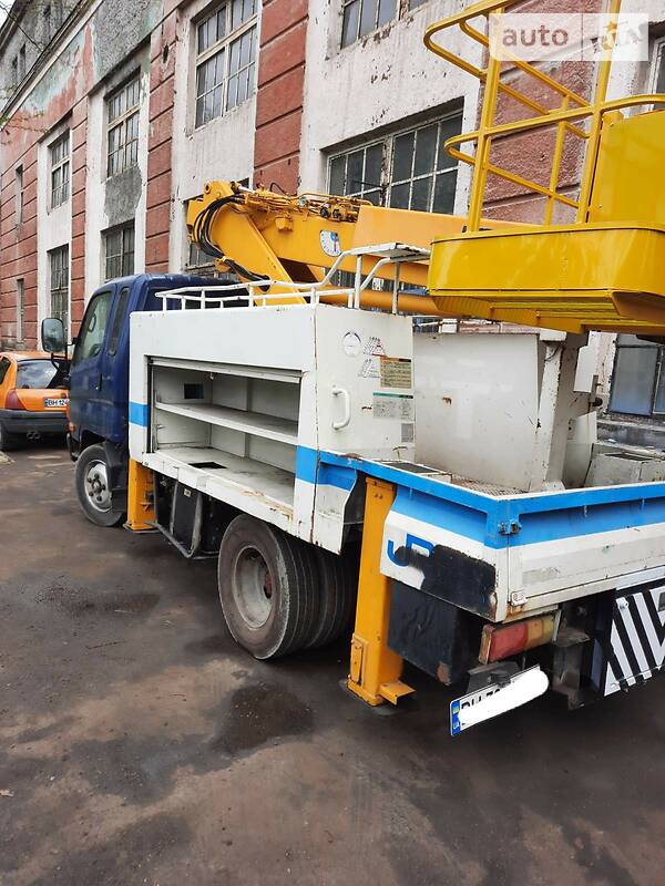 Автовышка Hyundai HD 65 2010 в Одессе