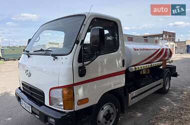 Бензовоз Hyundai HD 65 2004 в Запоріжжі
