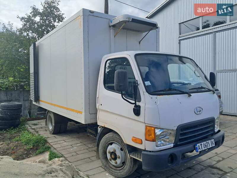 Рефрижератор Hyundai HD 65 2008 в Калуше