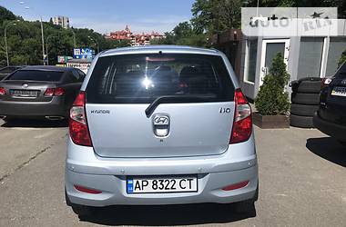 Хетчбек Hyundai i10 2011 в Києві