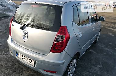 Хэтчбек Hyundai i10 2014 в Киеве