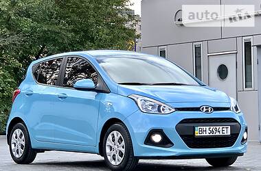 Хэтчбек Hyundai i10 2015 в Одессе