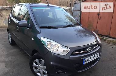 Хэтчбек Hyundai i10 2011 в Киеве