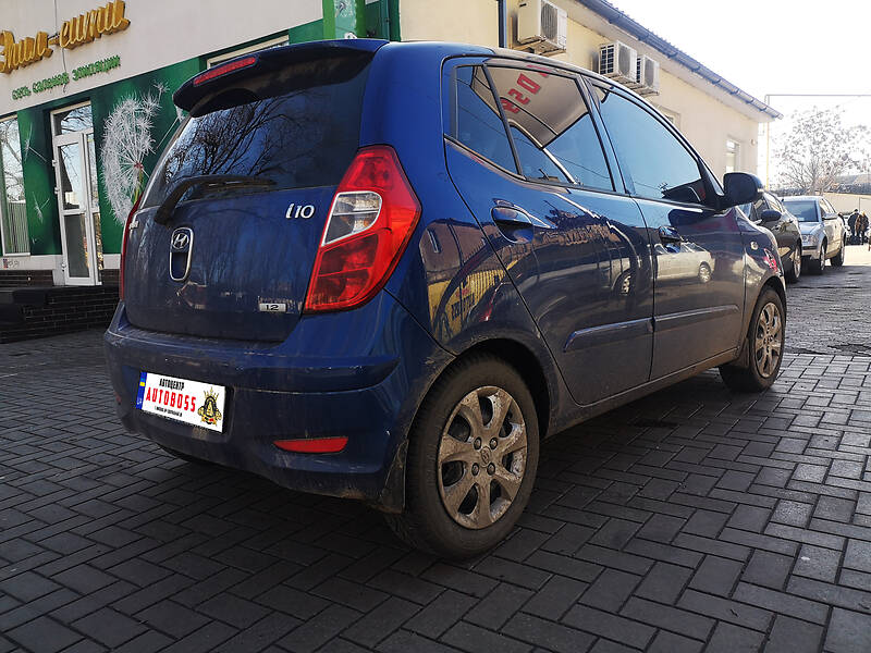 Хетчбек Hyundai i10 2011 в Миколаєві
