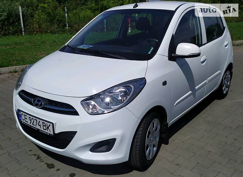 Хэтчбек Hyundai i10 2013 в Черновцах