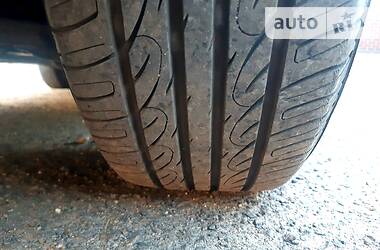 Хетчбек Hyundai i10 2012 в 