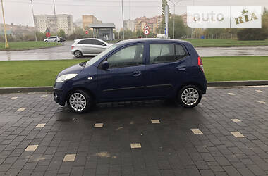 Хэтчбек Hyundai i10 2009 в Ужгороде