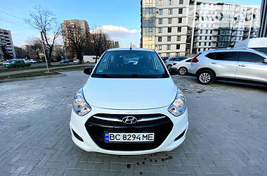 Хэтчбек Hyundai i10 2012 в Львове