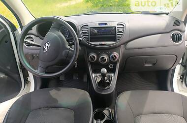 Хэтчбек Hyundai i10 2012 в Кременчуге