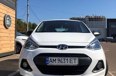 Хетчбек Hyundai i10 2015 в Житомирі