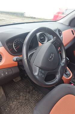 Хэтчбек Hyundai i10 2014 в Днепре