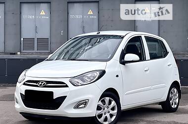 Хэтчбек Hyundai i10 2012 в 