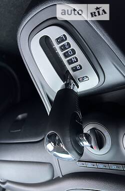 Хэтчбек Hyundai i10 2012 в 