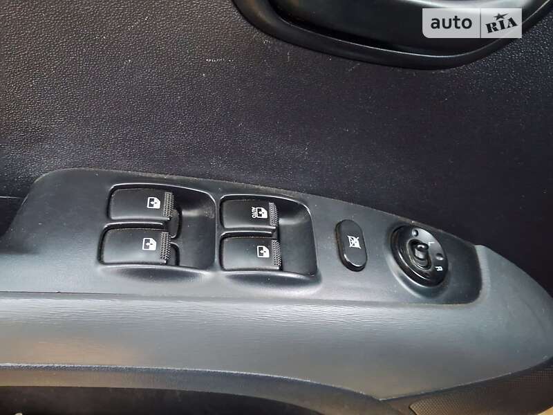 Хэтчбек Hyundai i10 2009 в Львове фото 28 Хэтчбек Hyundai i10 2009 в Львове