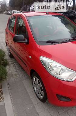 Хэтчбек Hyundai i10 2012 в Львове