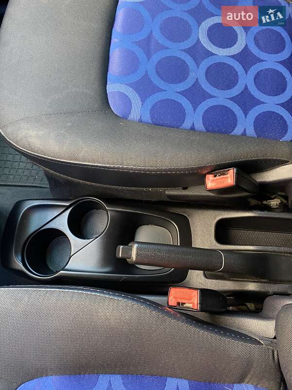 Хэтчбек Hyundai i10 2009 в Одессе