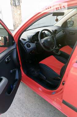 Хетчбек Hyundai i10 2008 в Києві