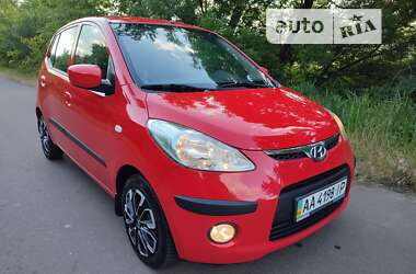 Хэтчбек Hyundai i10 2009 в Одессе